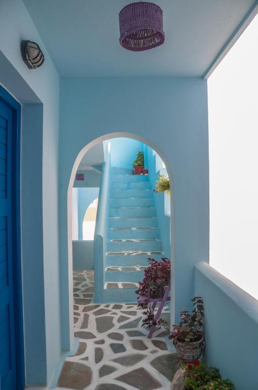 Galazia Studios room 2